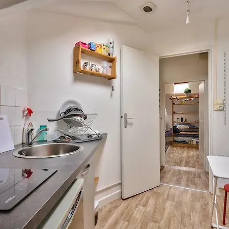 Studio Under Roofs - City Center נאנט